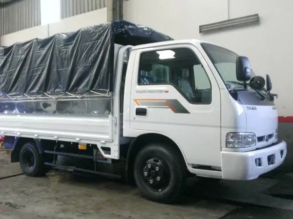 Dịch vụ thay Kính chắn gió xe tải KIA K140 tận nơi